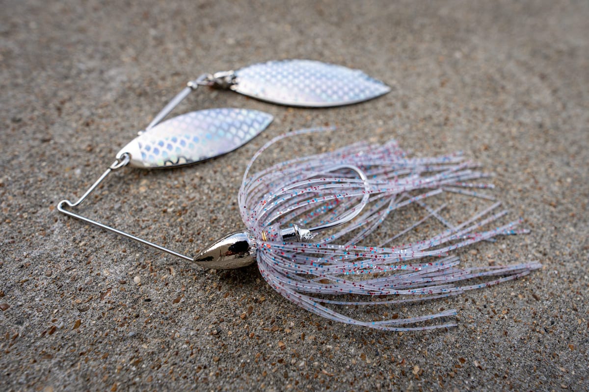 Best Spinnerbait for Fall Bass: Double Willow